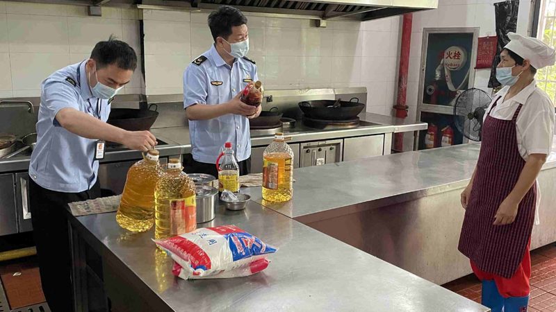 零食厂家直销货源，如何辨别性价比与品质？**
