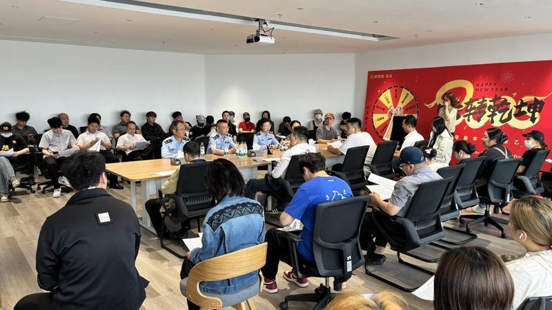 餐饮加盟与自营：两种经营模式的深度解析